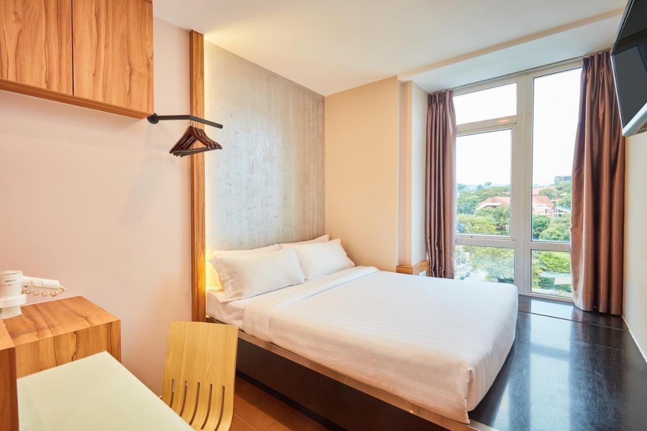 Ibis Budget Singapore West Coast Exterior foto
